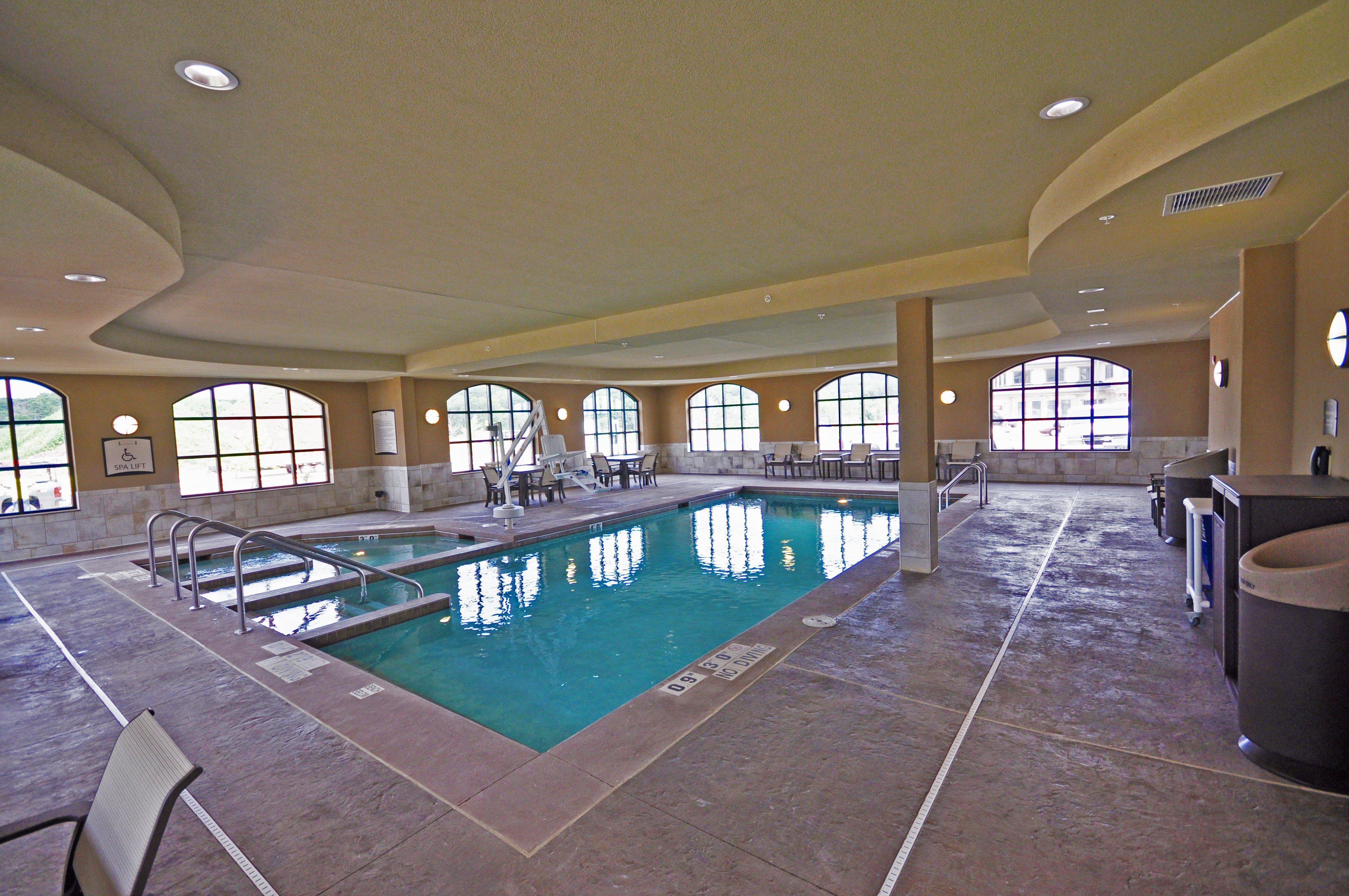 Staybridge Suites Eau Claire - Altoona By Ihg Exterior photo